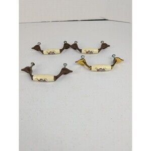 4 Ceramic on Brass Cabinet Pull Heartland INTERNATIONAL Horizontal 4 1/2”